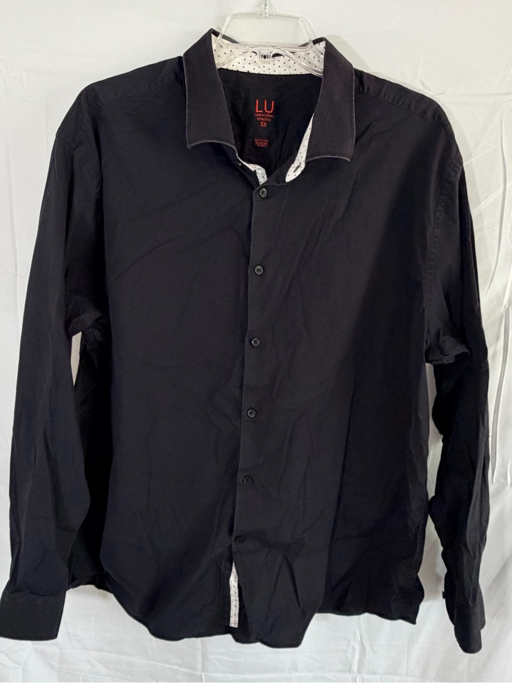 Linea Uomo Black Button-Up Shirt with Contrast Collar